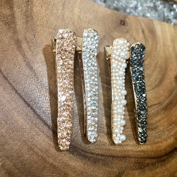 Crystal Hair Barrett's 4 Piece - Picture 6 of 7